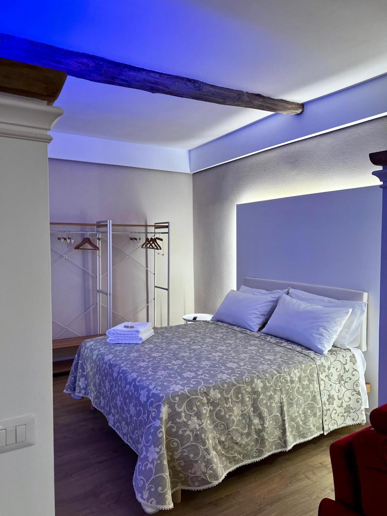 Elena'S Suite Sutri Exterior photo